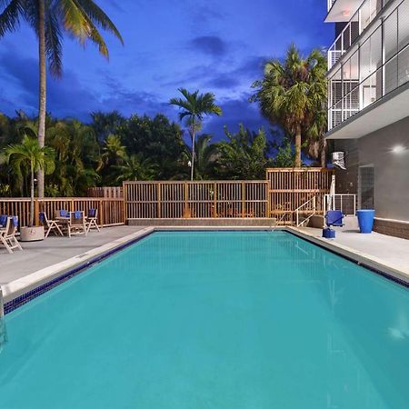 Motel 6-Cutler Bay, Fl Exterior photo